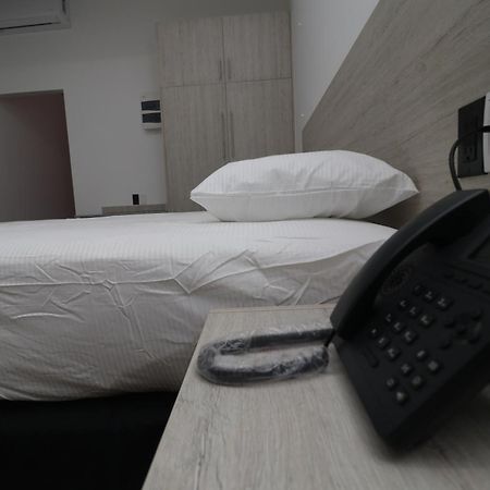 Hotel Royal Brasil Paramaribo Luaran gambar